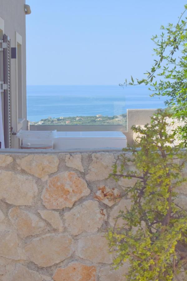 Diana Suites Τραπεζάκι Εξωτερικό φωτογραφία